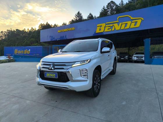 MITSUBISHI PAJERO SPORT 2.4 16V MIVEC TURBO DIESEL HPE-S AWD AUTOMÁTICO